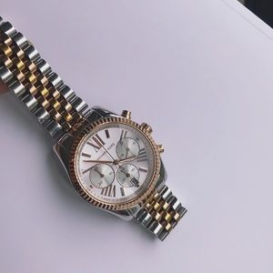 Women’s wrist watch